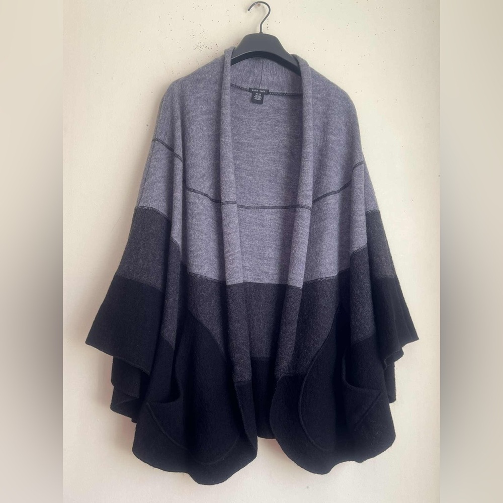 Elegant Gray and Black Women's Poncho